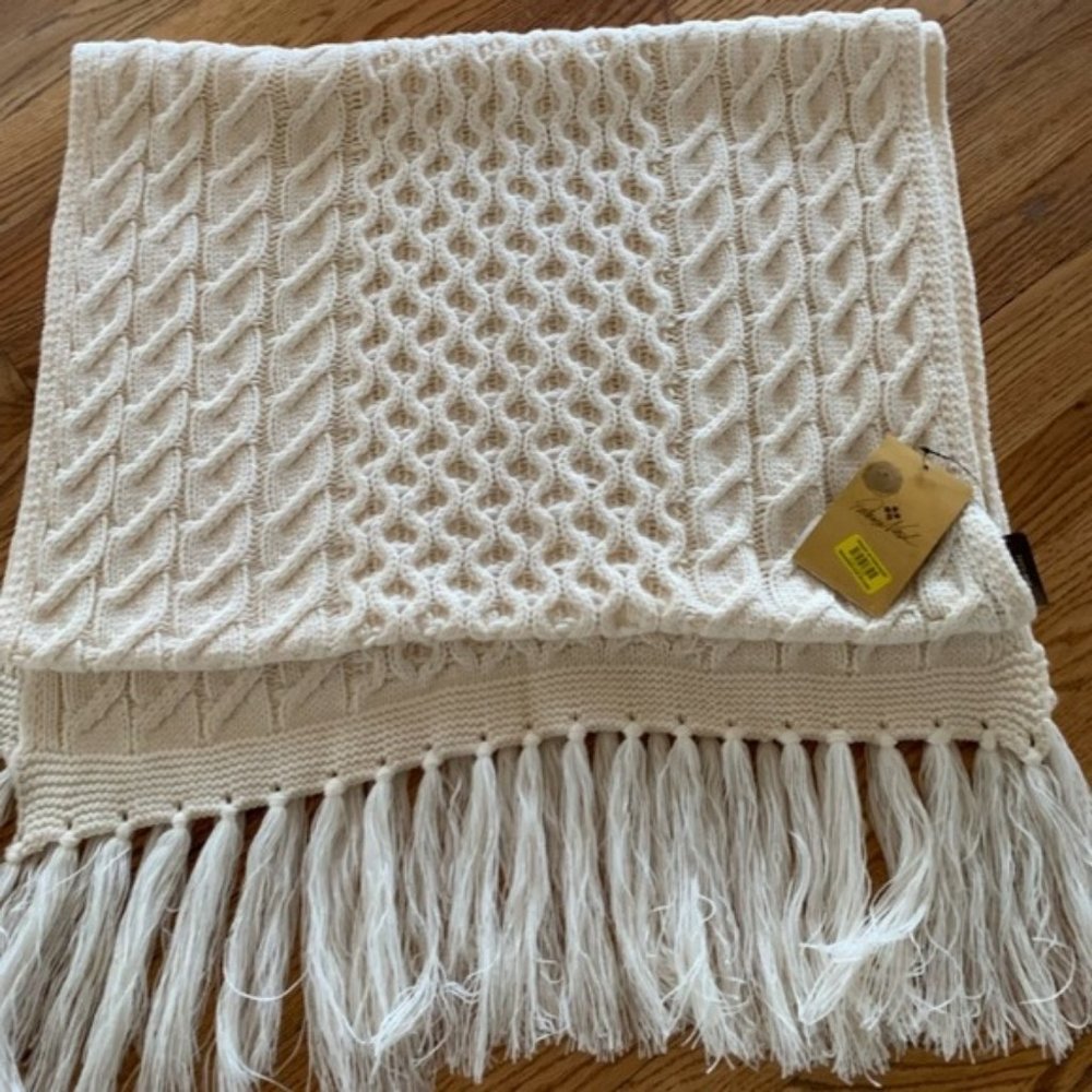 Patricia Nash NWT cable knit oversize scarf- ivory